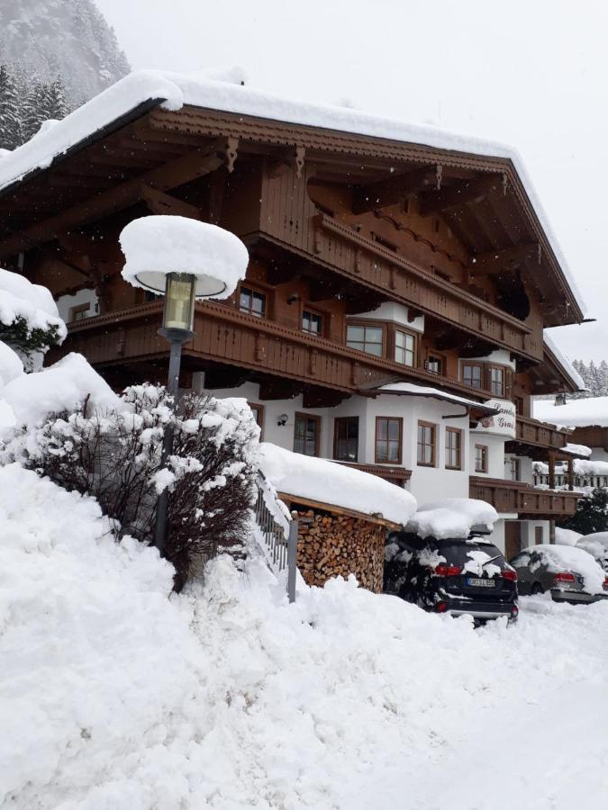 Landhaus Granat Mayrhofen Exterior foto