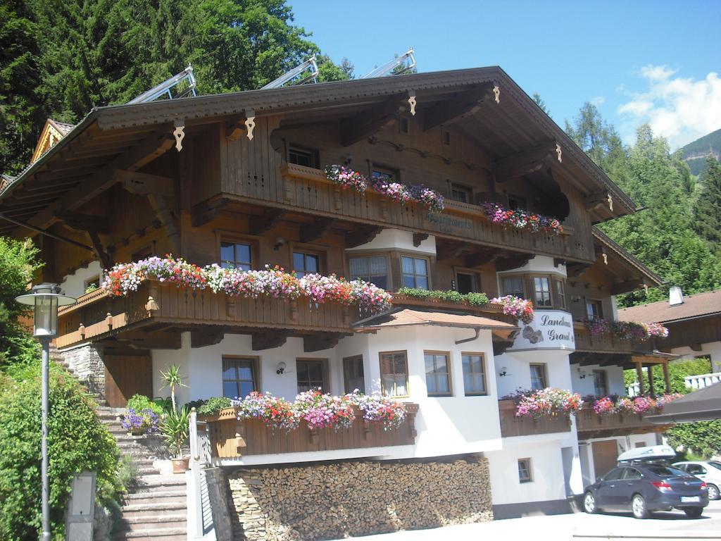 Landhaus Granat Mayrhofen Exterior foto
