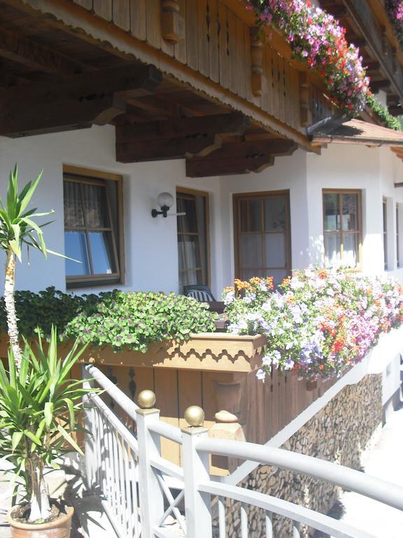 Landhaus Granat Mayrhofen Exterior foto